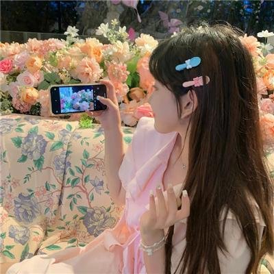 马拉加街夕阳红 海报